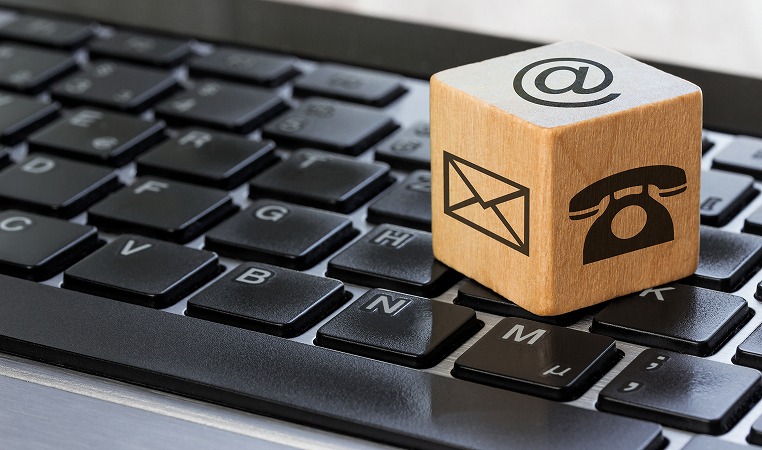 キーボードとサイコロ